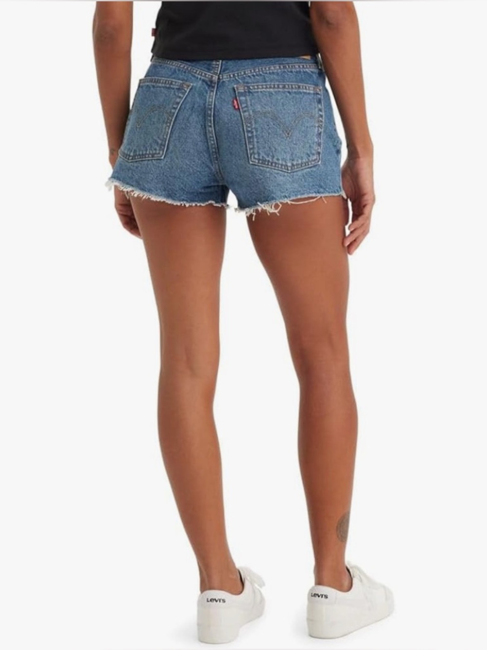 Levis - Picture 2 of 4